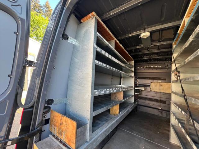 2014 Freightliner Sprinter High Roof