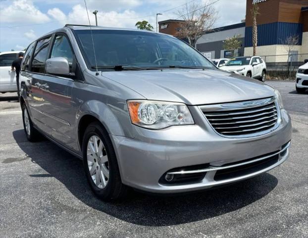 2015 Chrysler Town & Country Touring