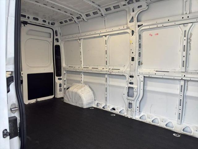 2025 Ram ProMaster 2500 Cargo Van Tradesman High Roof 159" WB w/Pass Seat