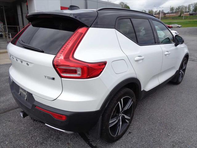 2019 Volvo XC40 T5 R-Design