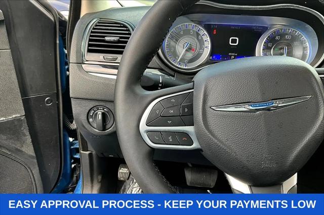 2023 Chrysler 300 Touring