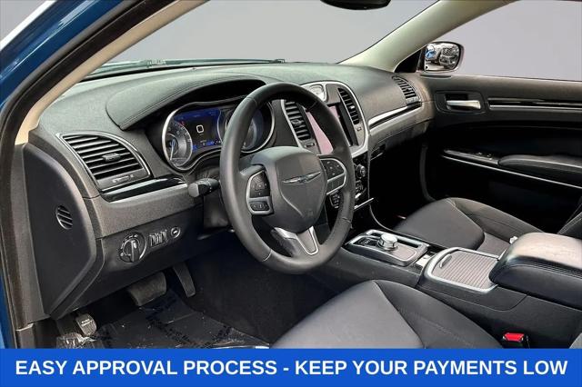 2023 Chrysler 300 Touring