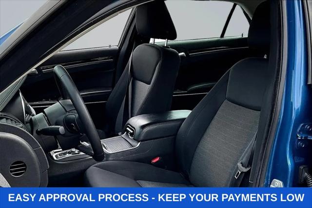 2023 Chrysler 300 Touring