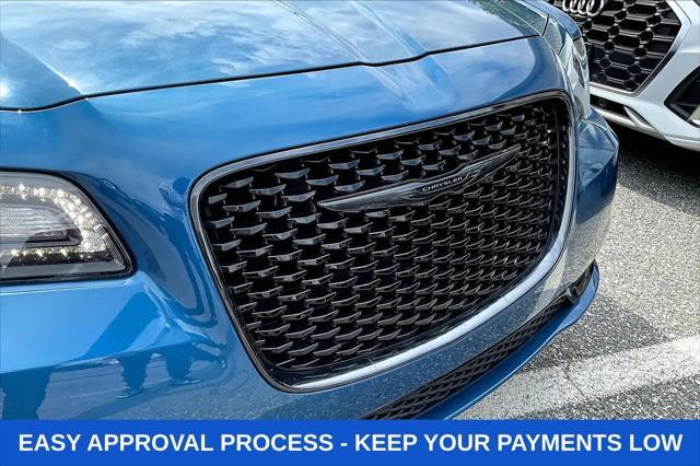 2023 Chrysler 300 Touring