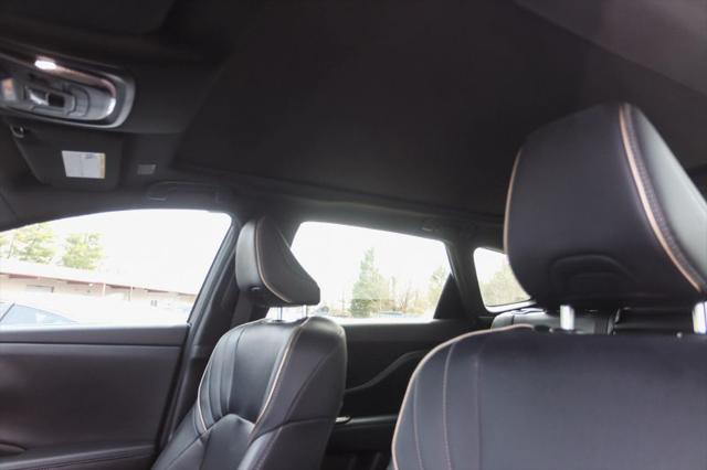 2025 Toyota Crown Signia Limited