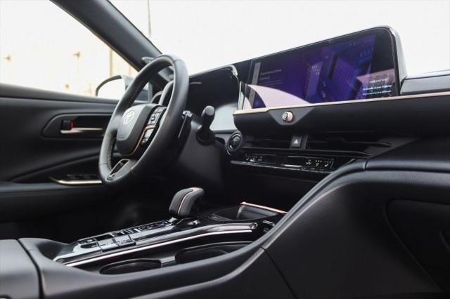 2025 Toyota Crown Signia Limited