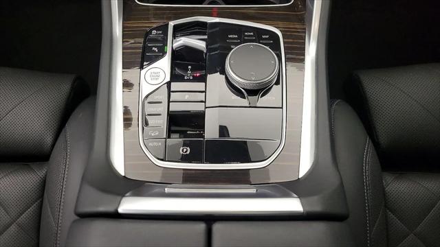 2025 BMW X6 xDrive40i