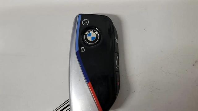 2025 BMW X6 xDrive40i