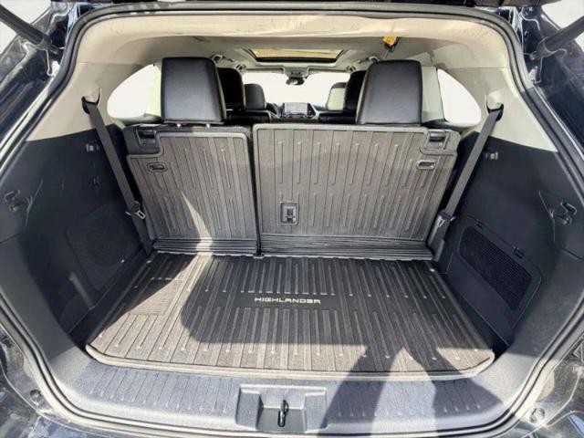 2023 Toyota Highlander Platinum