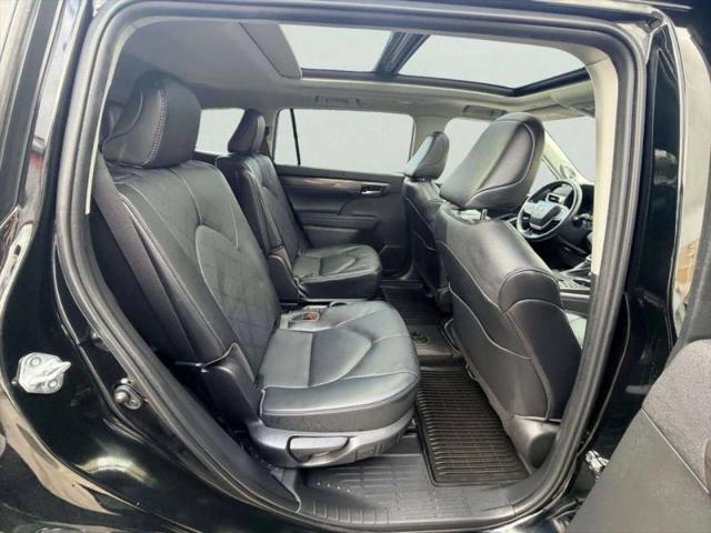 2023 Toyota Highlander Platinum