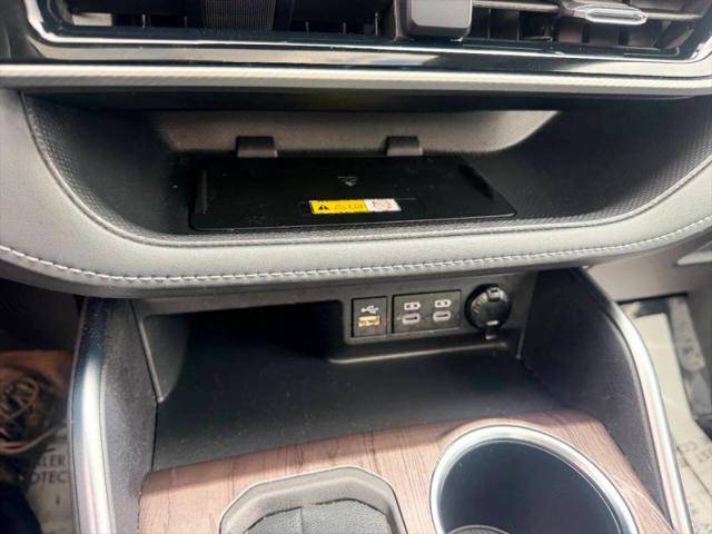 2023 Toyota Highlander Platinum