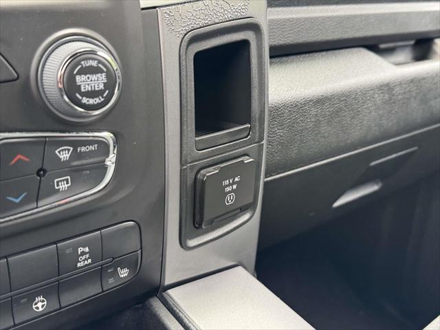 2022 Ram 1500 Classic Warlock Quad Cab 4x4 6'4" Box