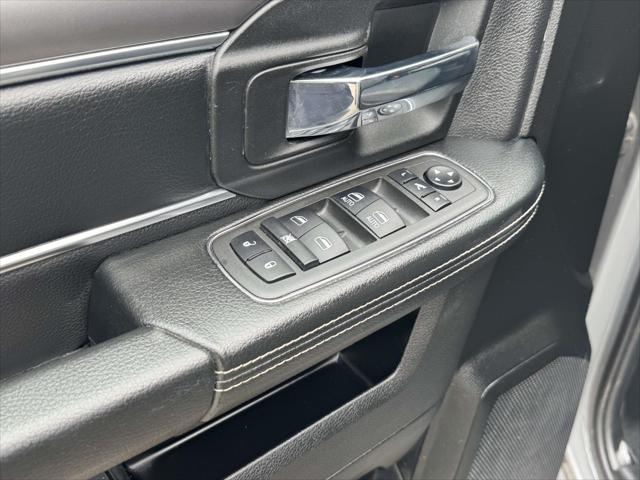 2022 Ram 1500 Classic Warlock Quad Cab 4x4 6'4" Box