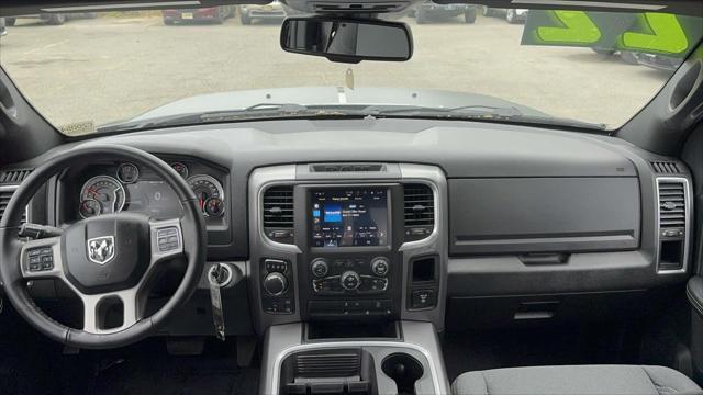 2022 Ram 1500 Classic Warlock Quad Cab 4x4 6'4" Box