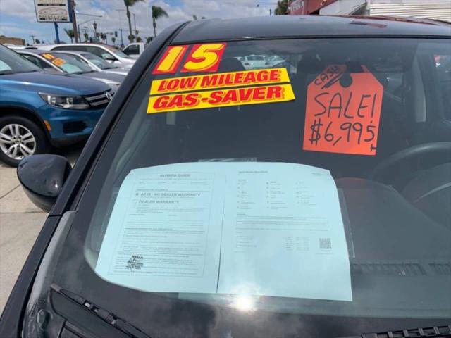 2015 Nissan Versa Note S (SR)