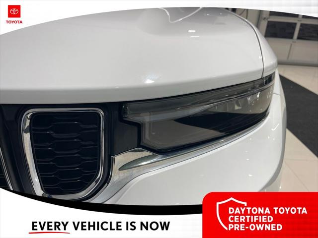 2025 Jeep Grand Cherokee L Laredo 4x2