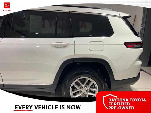 2025 Jeep Grand Cherokee L Laredo 4x2