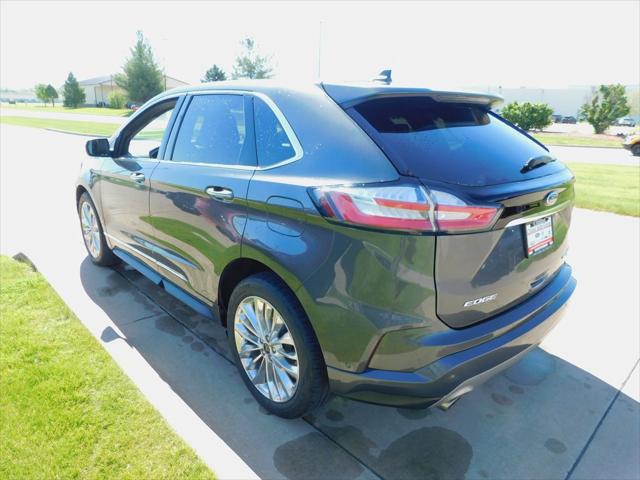2020 Ford Edge Titanium