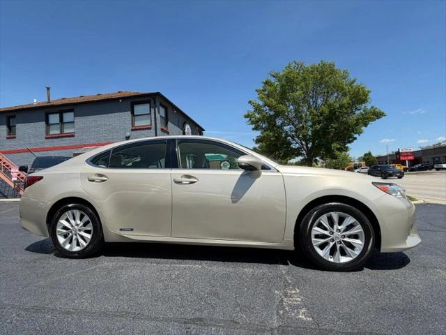 2015 Lexus ES 300h 300h