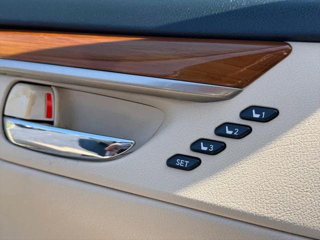2015 Lexus ES 300h 300h