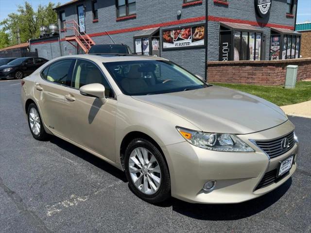 2015 Lexus ES 300h 300h