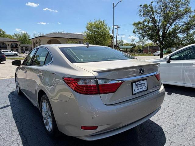 2015 Lexus ES 300h 300h