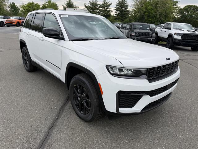 2026 Jeep Grand Cherokee GRAND CHEROKEE LAREDO ALTITUDE 4X4 2026 Jeep Grand Cherokee GRAND CHEROKEE LAREDO ALTITUDE 4X4