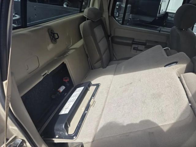 2005 Ford Explorer Sport Trac XLS