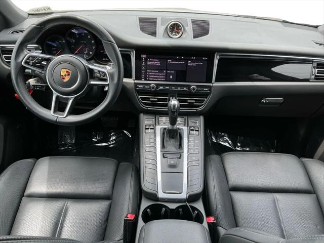 2021 Porsche Macan Base