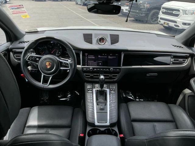 2021 Porsche Macan Base