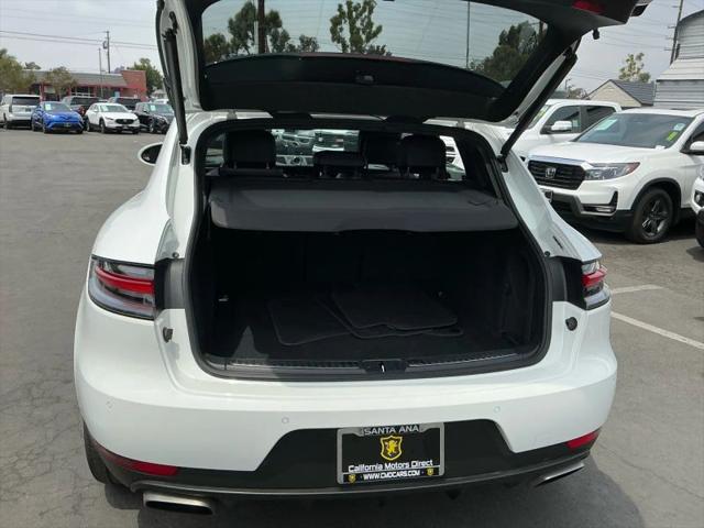 2021 Porsche Macan Base