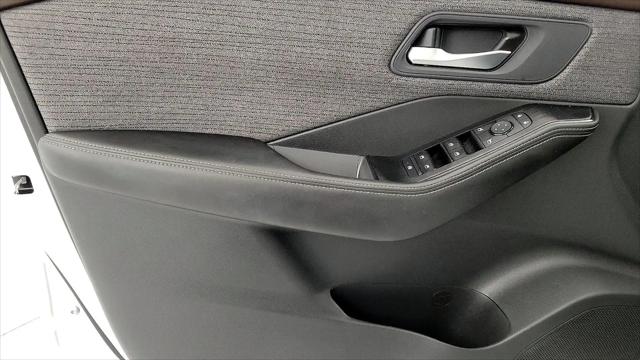 2022 Nissan Rogue SV FWD