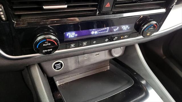 2022 Nissan Rogue SV FWD