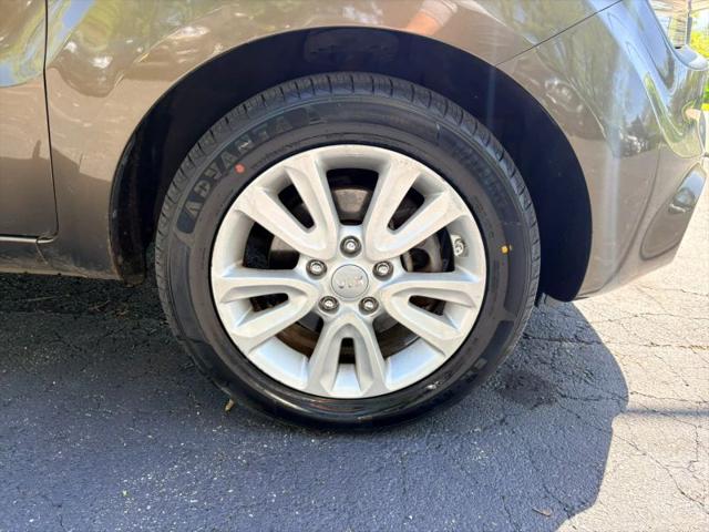 2012 Kia Soul +