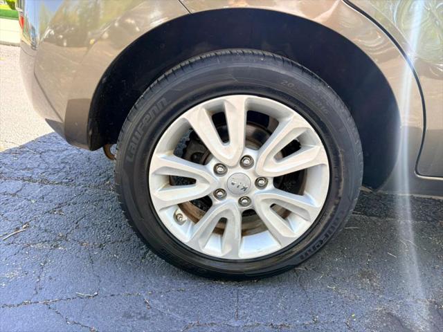 2012 Kia Soul +