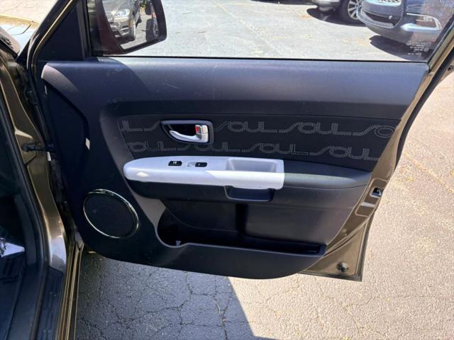 2012 Kia Soul +