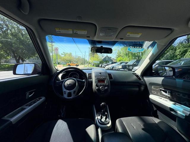 2012 Kia Soul +