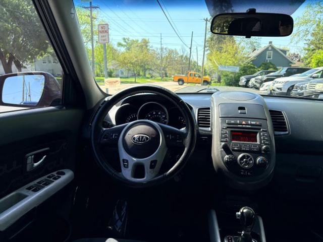 2012 Kia Soul +