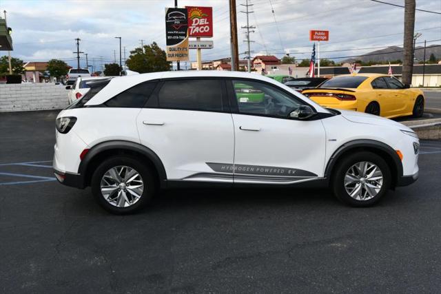 2022 Hyundai NEXO Blue