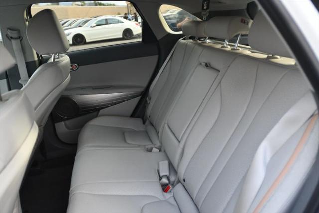 2022 Hyundai NEXO Blue