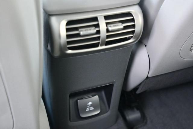 2022 Hyundai NEXO Blue