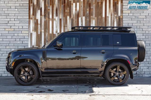 2022 Land Rover Defender 110 X-Dynamic SE