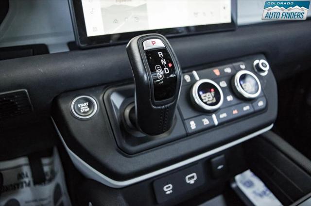 2022 Land Rover Defender 110 X-Dynamic SE