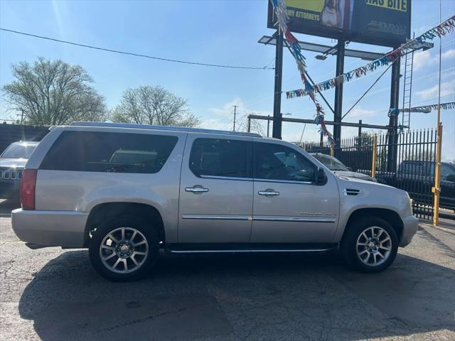 2007 Cadillac Escalade ESV Standard