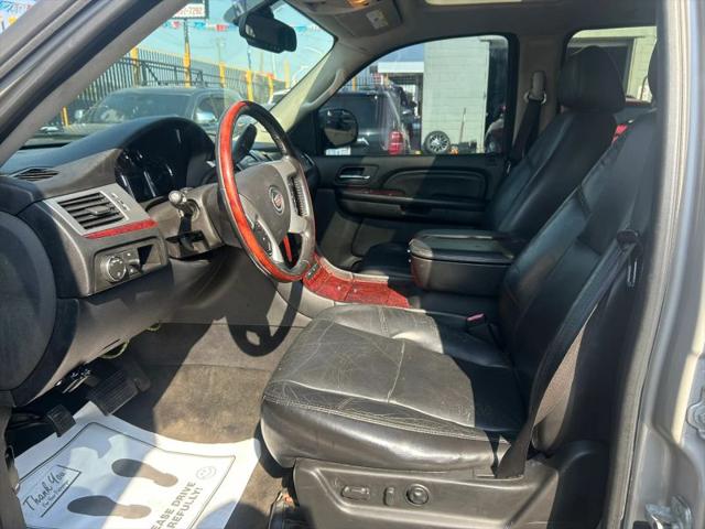 2007 Cadillac Escalade ESV Standard