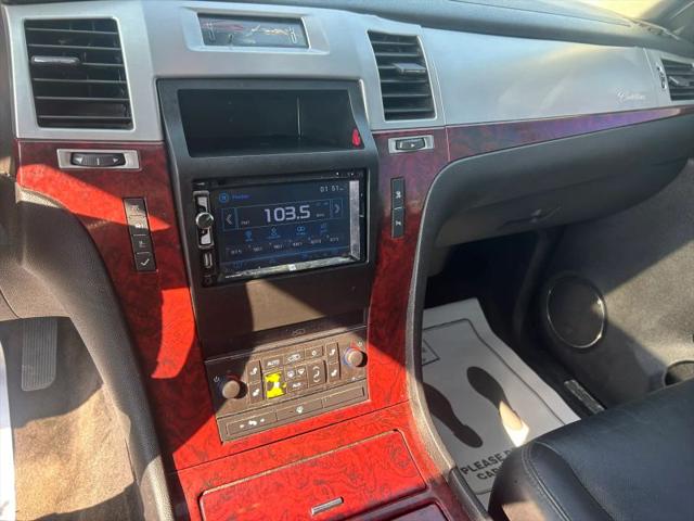 2007 Cadillac Escalade ESV Standard