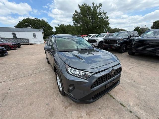 2020 Toyota RAV4 XLE
