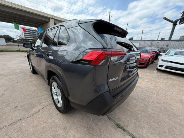 2020 Toyota RAV4 XLE
