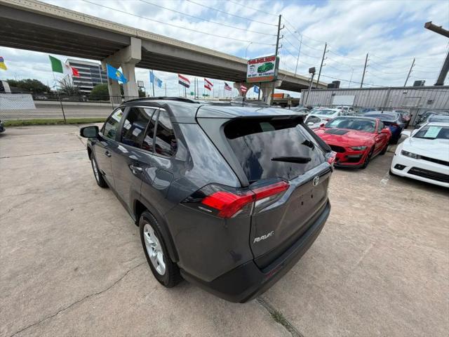 2020 Toyota RAV4 XLE