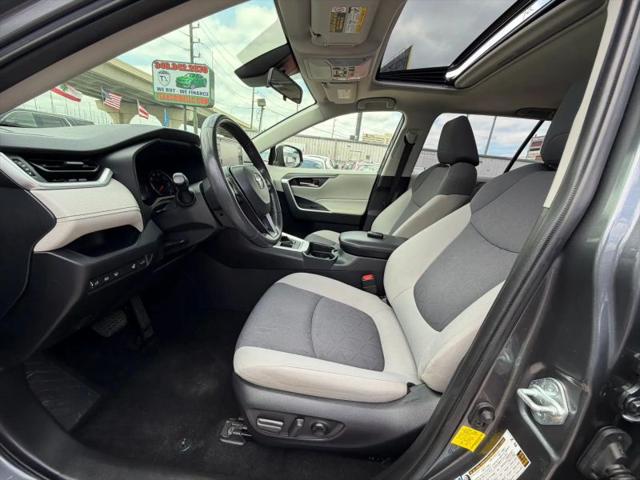 2020 Toyota RAV4 XLE